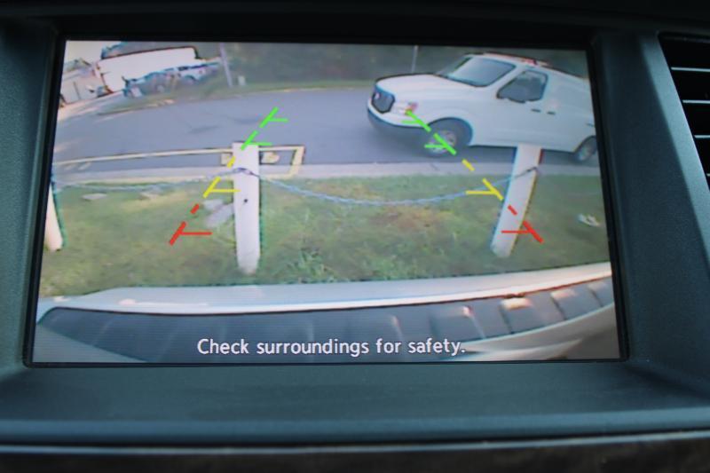 Nissan Armada 4x2 SV 2017