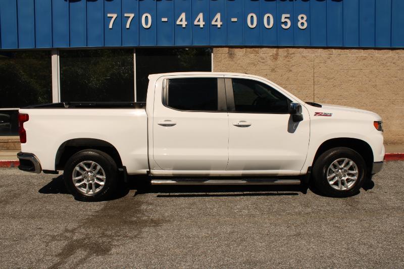 Chevrolet Silverado 1500 4WD Crew Cab 147" LT w/1LT 2023