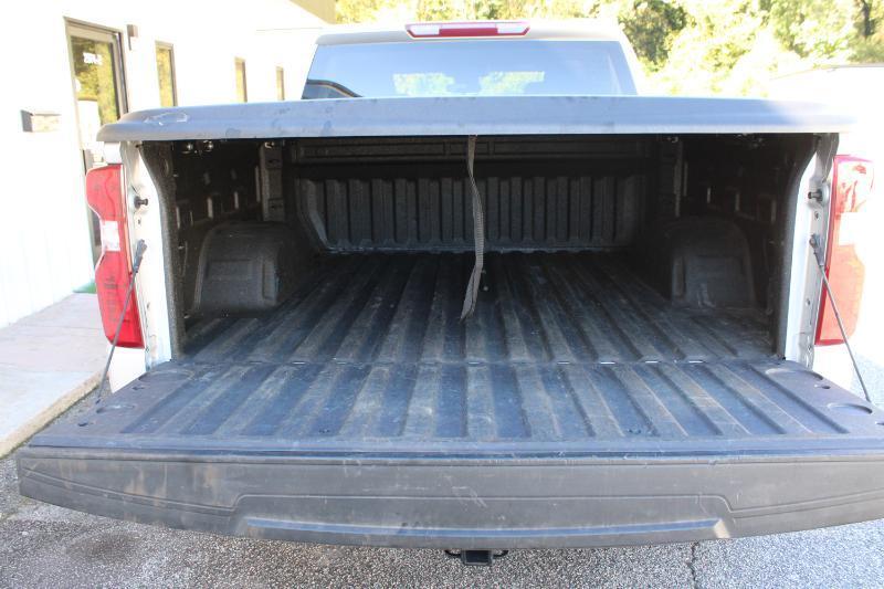 Chevrolet Silverado 1500 4WD Crew Cab 147" Custom Trail Boss 2022