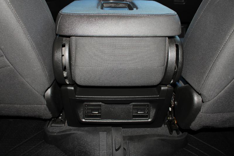 Chevrolet Silverado 1500 4WD Crew Cab 147" Custom Trail Boss 2022