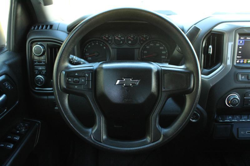 Chevrolet Silverado 1500 4WD Crew Cab 147" Custom Trail Boss 2022