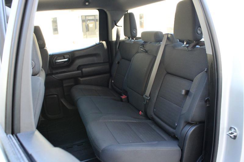 Chevrolet Silverado 1500 4WD Crew Cab 147" Custom Trail Boss 2022