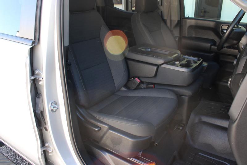 Chevrolet Silverado 1500 4WD Crew Cab 147" Custom Trail Boss 2022