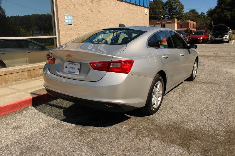 Chevrolet Malibu 4dr Sdn LS w/1FL 2020