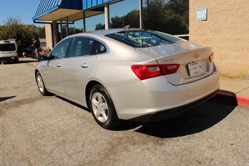 Chevrolet Malibu 4dr Sdn LS w/1FL 2020