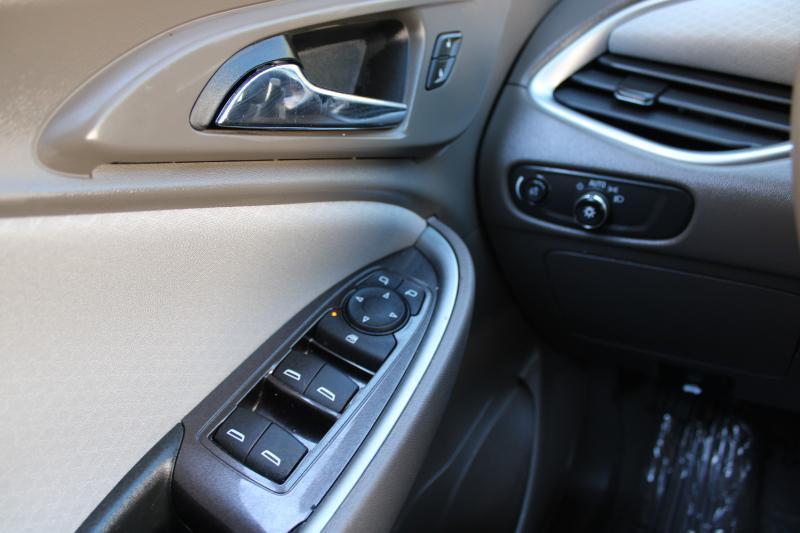 Chevrolet Malibu 4dr Sdn LS w/1FL 2020