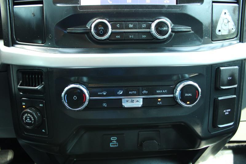 Ford F-150 XL 4WD SuperCrew 5.5' Box 2022