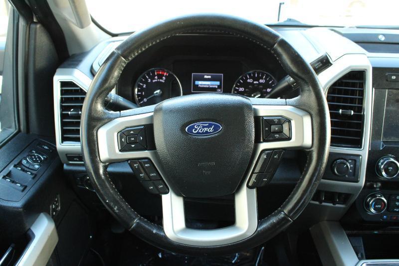 Ford Super Duty F-250 SRW Lariat 4WD Crew Cab 8' Box 2020