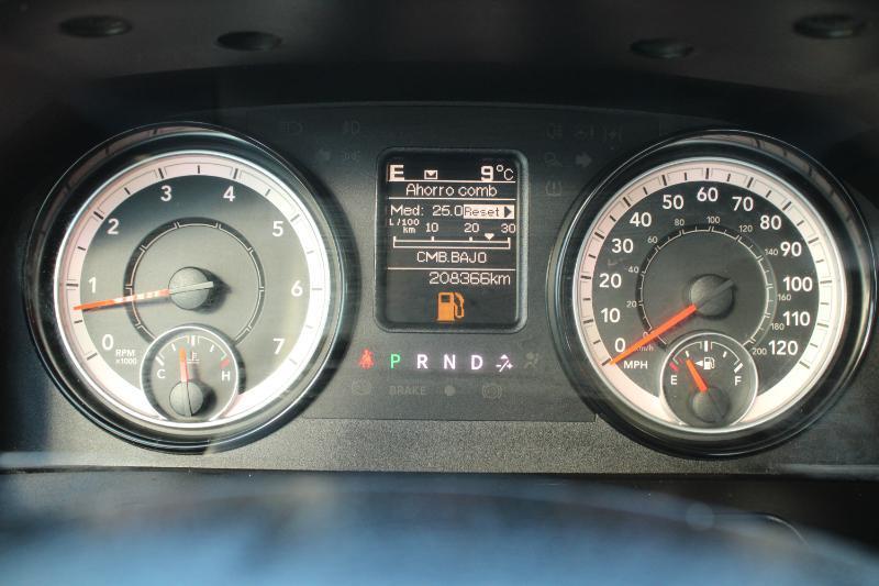 RAM 1500 Classic Tradesman 4x2 Crew Cab 5'7" Box 2019