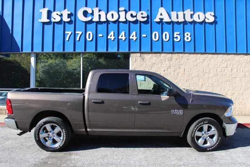 RAM 1500 Classic Tradesman 4x2 Crew Cab 5'7" Box 2019