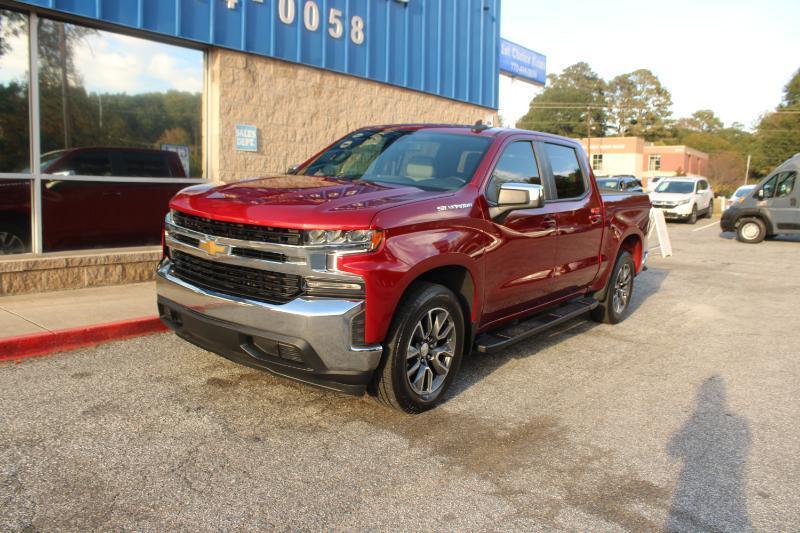 Chevrolet Silverado photo 3