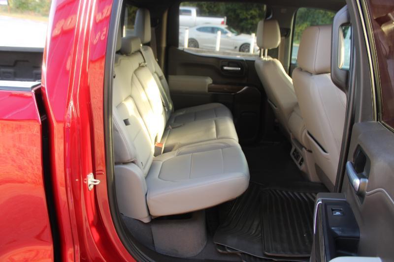 Chevrolet Silverado photo 11
