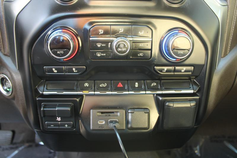 Chevrolet Silverado photo 13