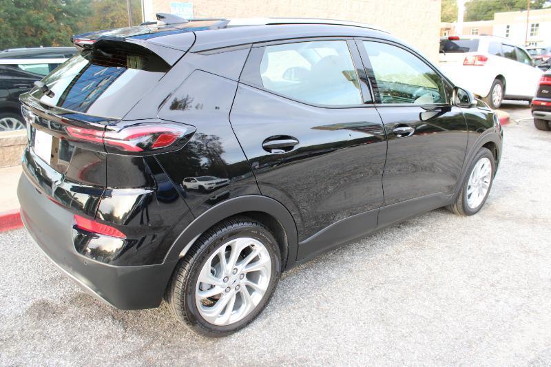 Chevrolet Bolt EUV photo 4