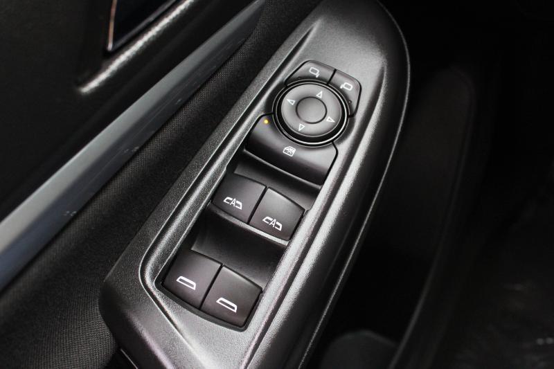 Chevrolet Bolt EUV photo 21