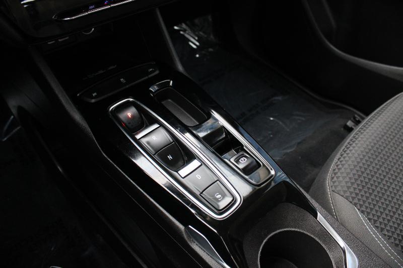 Chevrolet Bolt EUV photo 18