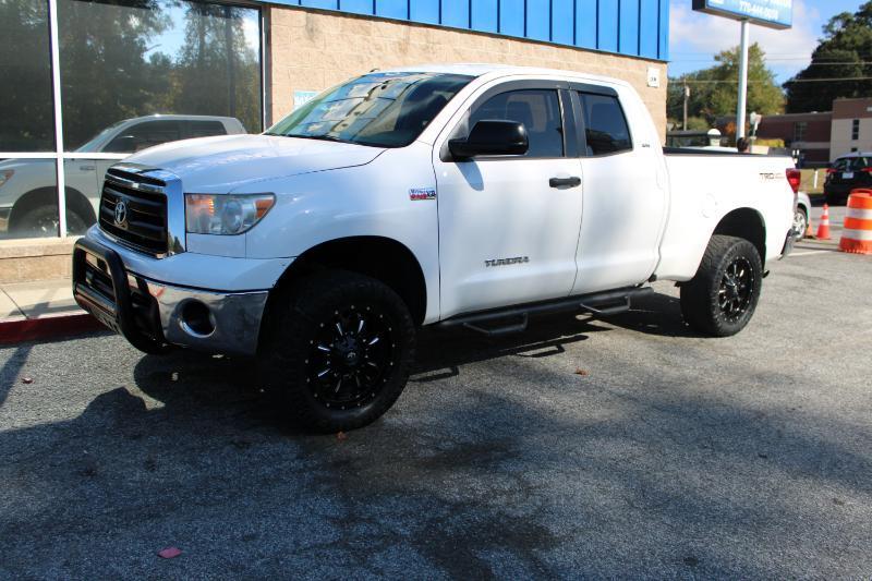 Toyota Tundra 4WD Truck Double Cab 5.7L FFV V8 6-Spd AT (Natl) 2013