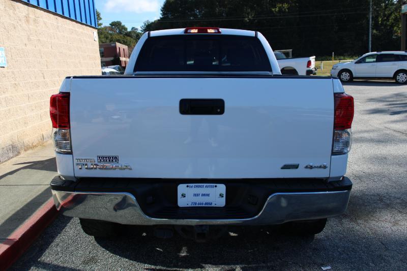 Toyota Tundra 4WD Truck Double Cab 5.7L FFV V8 6-Spd AT (Natl) 2013