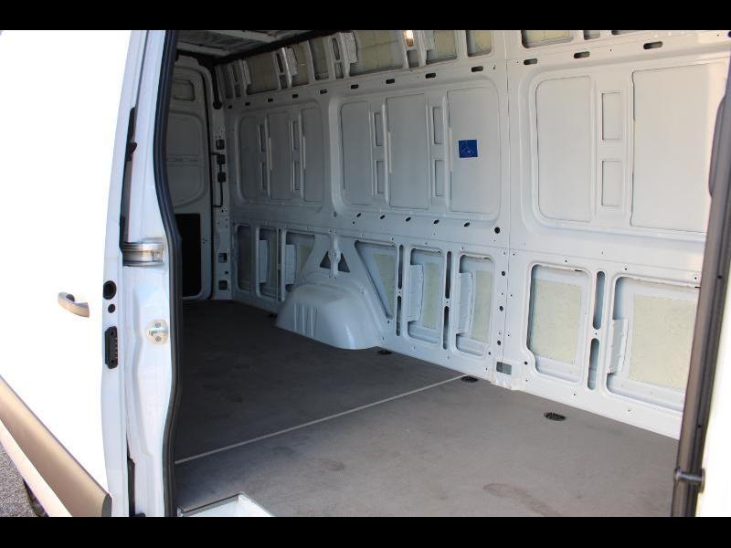 Mercedes-Benz Sprinter Cargo Van 2500 High Roof I4 Diesel 170" RWD 2025
