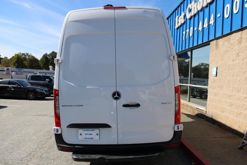 Mercedes-Benz Sprinter Cargo Van 2500 High Roof I4 Diesel 170" RWD 2025
