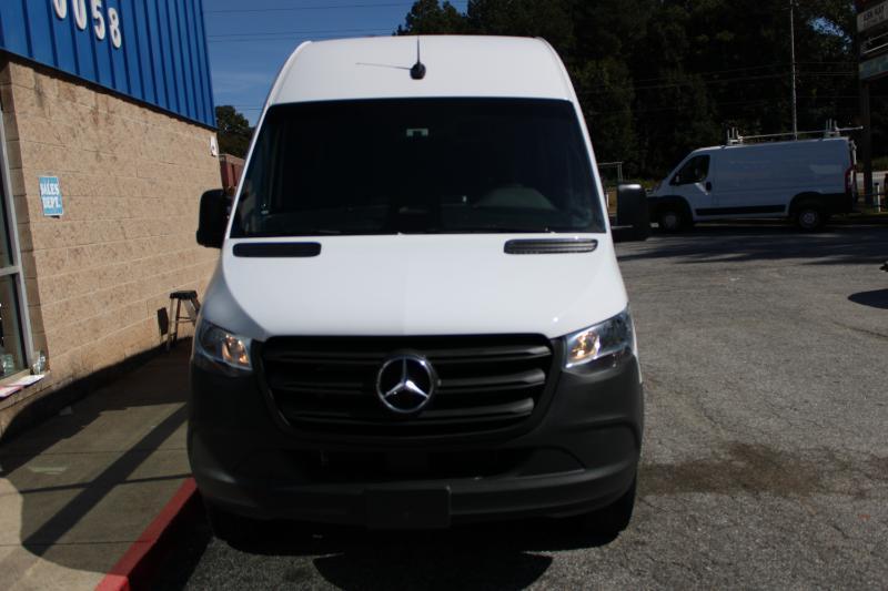 Mercedes-Benz Sprinter Cargo Van 2500 High Roof I4 Diesel 170" RWD 2025