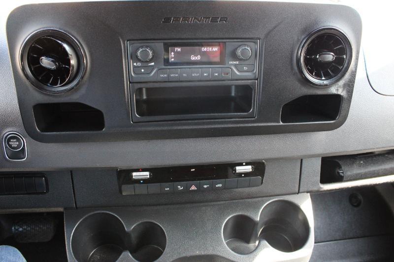 Mercedes-Benz Sprinter Cargo Van 2500 High Roof I4 Diesel 170" RWD 2025