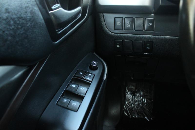 Toyota Highlander XLE V6 FWD (Natl) 2019