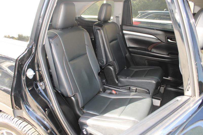 Toyota Highlander XLE V6 FWD (Natl) 2019