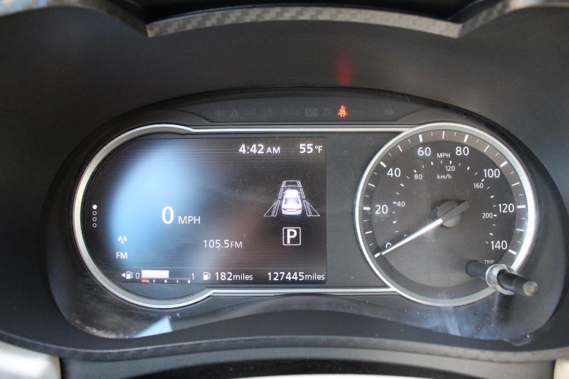 Nissan Versa SV CVT 2021