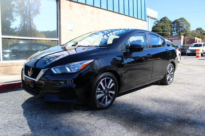 Nissan Versa SV CVT 2021