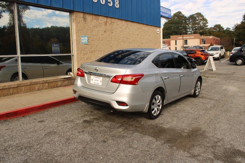 Nissan Sentra S CVT 2018
