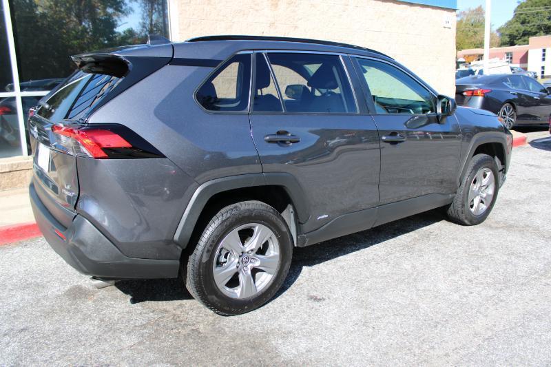 Toyota RAV4 Hybrid LE AWD (Natl) 2024