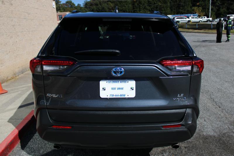 Toyota RAV4 Hybrid LE AWD (Natl) 2024