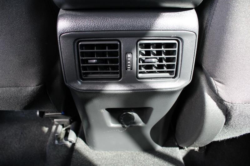 Toyota RAV4 Hybrid LE AWD (Natl) 2024
