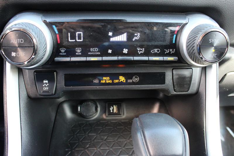 Toyota RAV4 Hybrid LE AWD (Natl) 2024