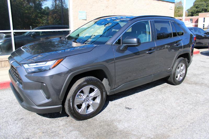 Toyota RAV4 Hybrid LE AWD (Natl) 2024