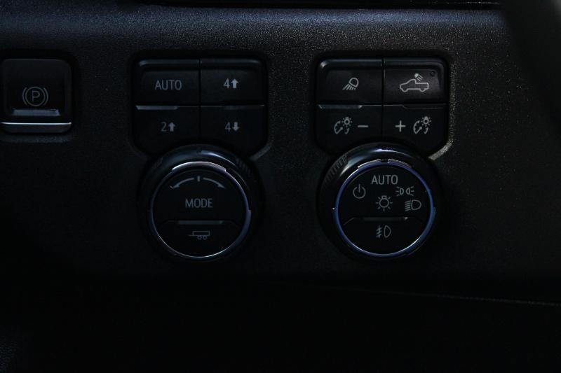 Chevrolet Silverado 1500 4WD Crew Cab 147" LT Trail Boss 2023
