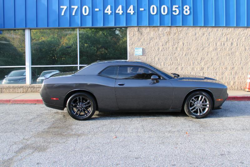 Dodge Challenger SXT AWD 2019