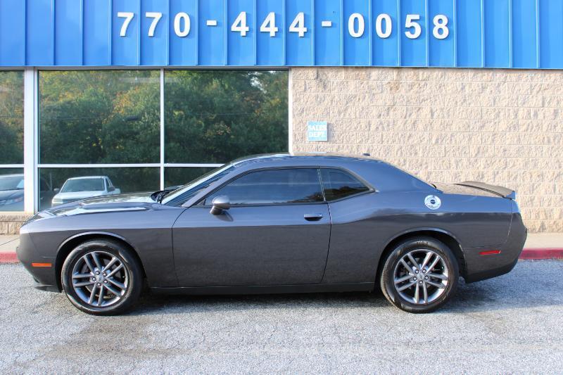 Dodge Challenger SXT AWD 2019