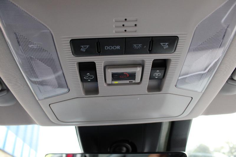 Toyota RAV4 Hybrid Limited AWD (Natl) 2023