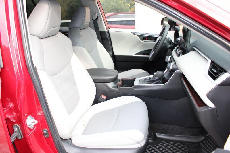 Toyota RAV4 Hybrid Limited AWD (Natl) 2023