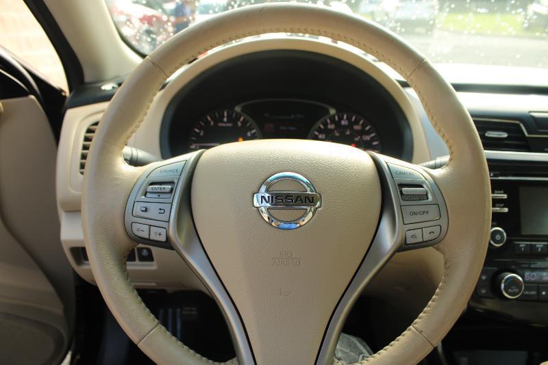 Nissan Altima 2.5 SV 2015