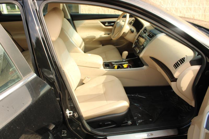 Nissan Altima 2.5 SV 2015