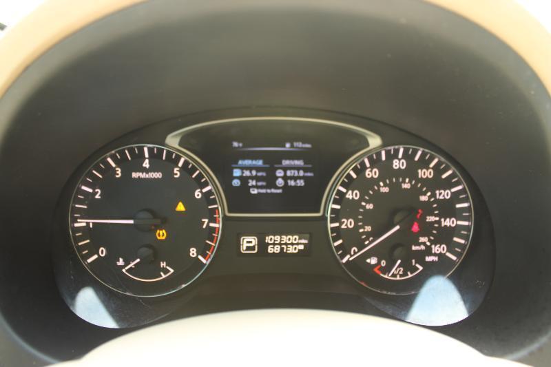Nissan Altima 2.5 SV 2015