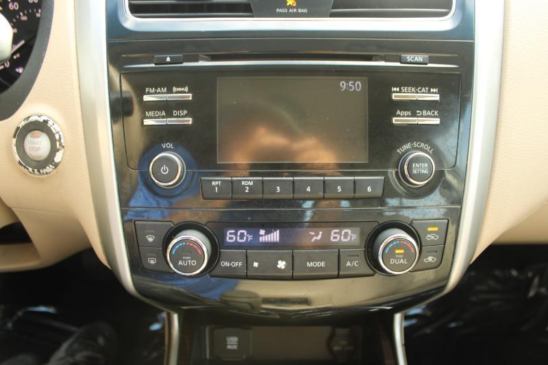 Nissan Altima 2.5 SV 2015