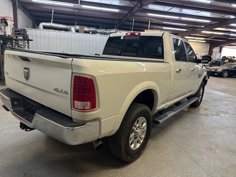 RAM 2500 Laramie Crew Cab SWB 4WD 2016
