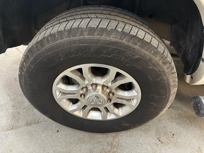 RAM 2500 Laramie Crew Cab SWB 4WD 2016