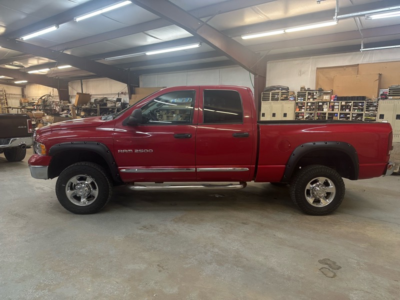 Dodge Ram 2500 Laramie Quad Cab SWB 4WD 2005
