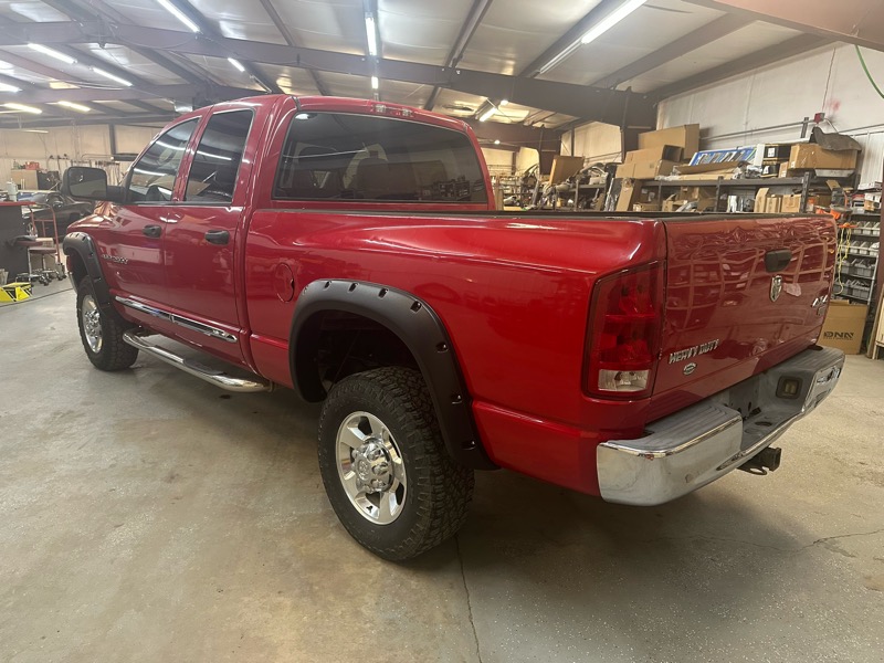 Dodge Ram 2500 Laramie Quad Cab SWB 4WD 2005