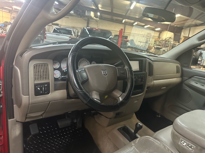 Dodge Ram 2500 Laramie Quad Cab SWB 4WD 2005